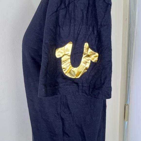 NEW True Religion Black  / Gold Foil Logo T-Shirt - SZ M - Picture 3 of 7